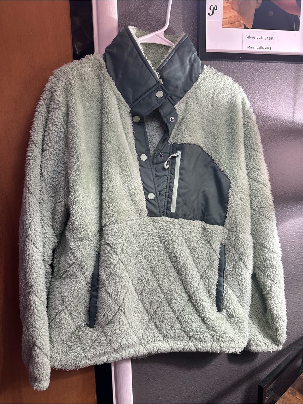 Women’s Sage Green Sherpa Pullover Jacket